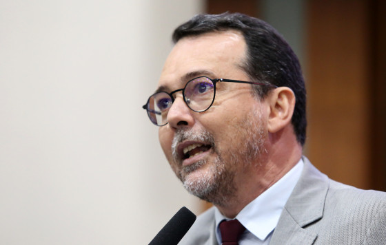 Ludio-Cabral-sessao-2024-1-JL-Siqueira-ALMT.jpg