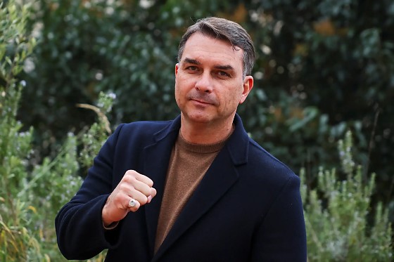 FLAVIO BOLSONARO 