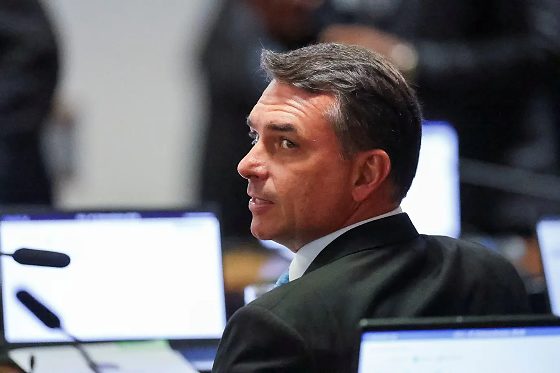 FLÁVIO BOLSONARO