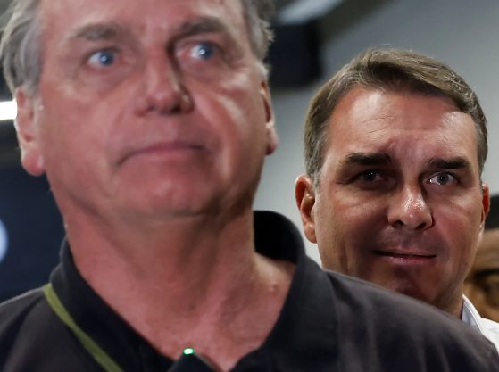 FLAVIO E BOLSONARO
